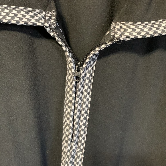 LeModa Cape - Picture 4 of 5